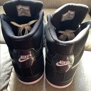 Nike hightop sneakers